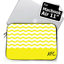 Housse Macbook Air 11 chevron jaune initiales personnalisées