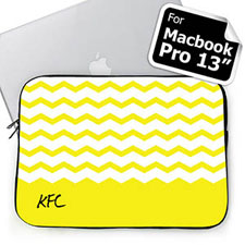Housse Macbook Pro 13 chevron jaune nom personnalisé (2015)