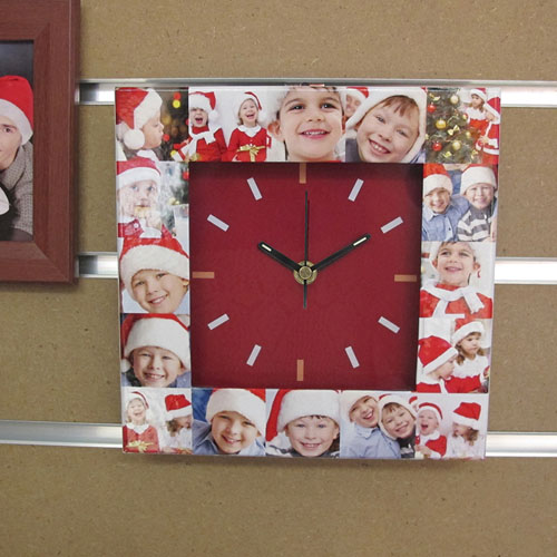 Horloge personnalisée 16 collages cadran rouge