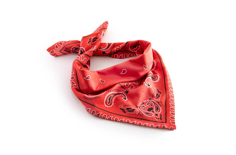 Personnalisez vos bandanas avec vos photos, l'emblème de votre équipe préférée ou le logo de votre entreprise.